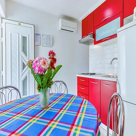 Ivo - Comfort One Bedroom With Terrace And Sea View A3